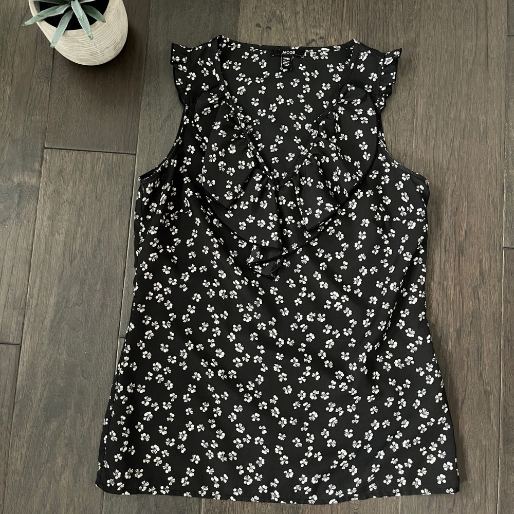 🌸 3/$25 Jacob | Sleeveless Blouse